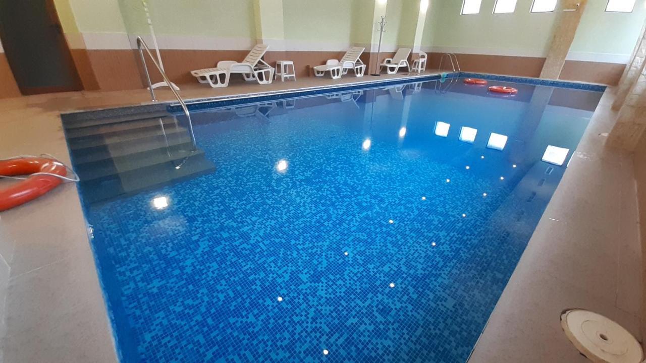 Aquilon Hotel & Thermal Pools บันยา ภายนอก รูปภาพ